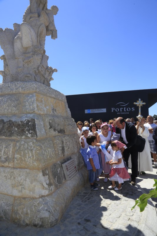 Inauguracion de escultura da Virxe do Carme Vilanova de Arousa